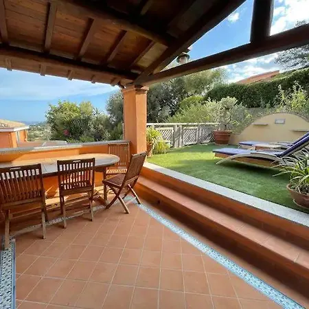 Romantica Panoramica بيت ضيافة فيلاّسيمِيوس